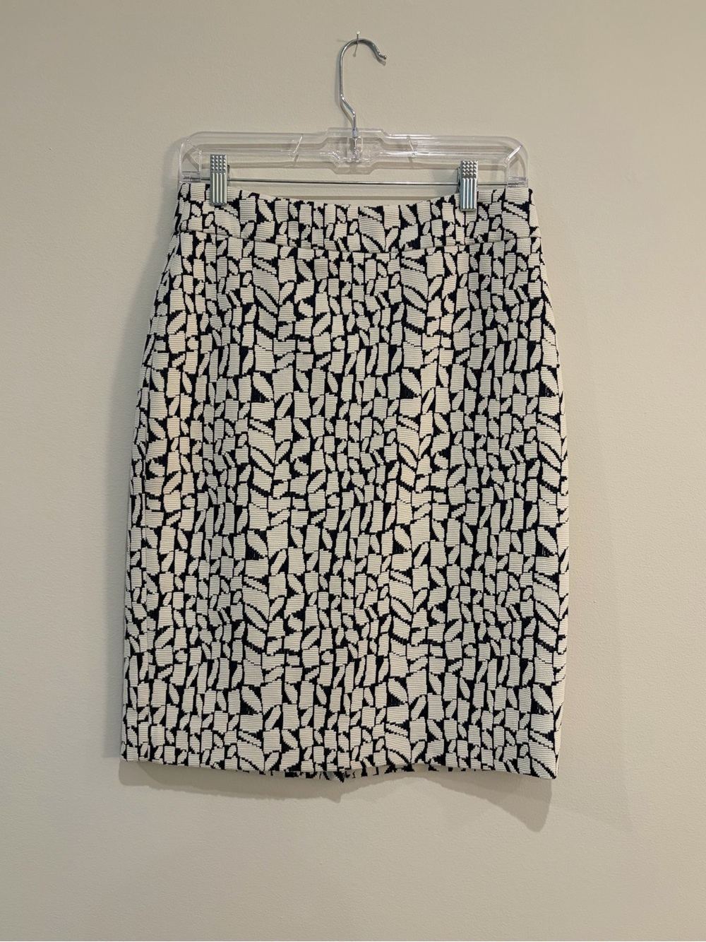 Ann Taylor Black and White Mosaic Pencil Skirt